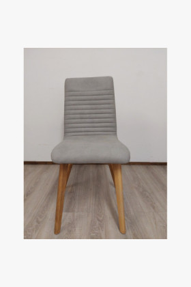 Jedálenská stolička Lara / Arosa – ecru (imitácia kože, sivá) – 1 ks s malou vadou (outlet)